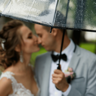 8 Good-Luck Signs on Your Wedding Day and What They Mean