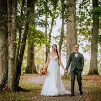 What Should You Wear to Officiate a Wedding?