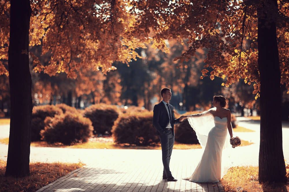 A fall wedding couple