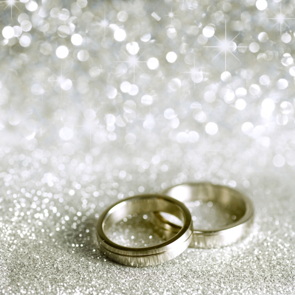 Wedding rings and stars in silver