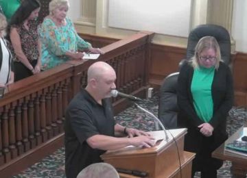 “Hail Satan” Prayer at Iowa City Council Meeting Sparks Outrage