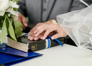 Popular Wedding Bible Verses: 25 Meaningful Scriptures for Your Wedding Ceremony