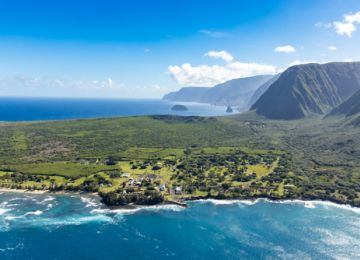 An Isolated Area of Molokai Attracts Devout Catholic Pilgrims