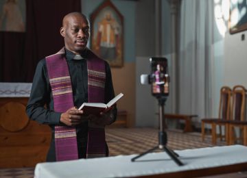 Digital Evangelism: Spreading Faith in the Age of Social Media