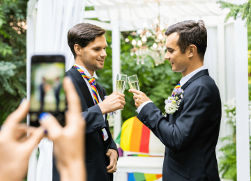 Nonreligious Wedding Ceremony Dos and Don'ts: What to Include and What to Avoid