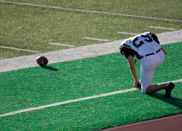 High School Coach in Trouble for Public Prayer