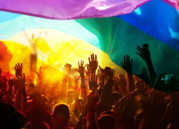 Tips for Straight Allies at Pride Events